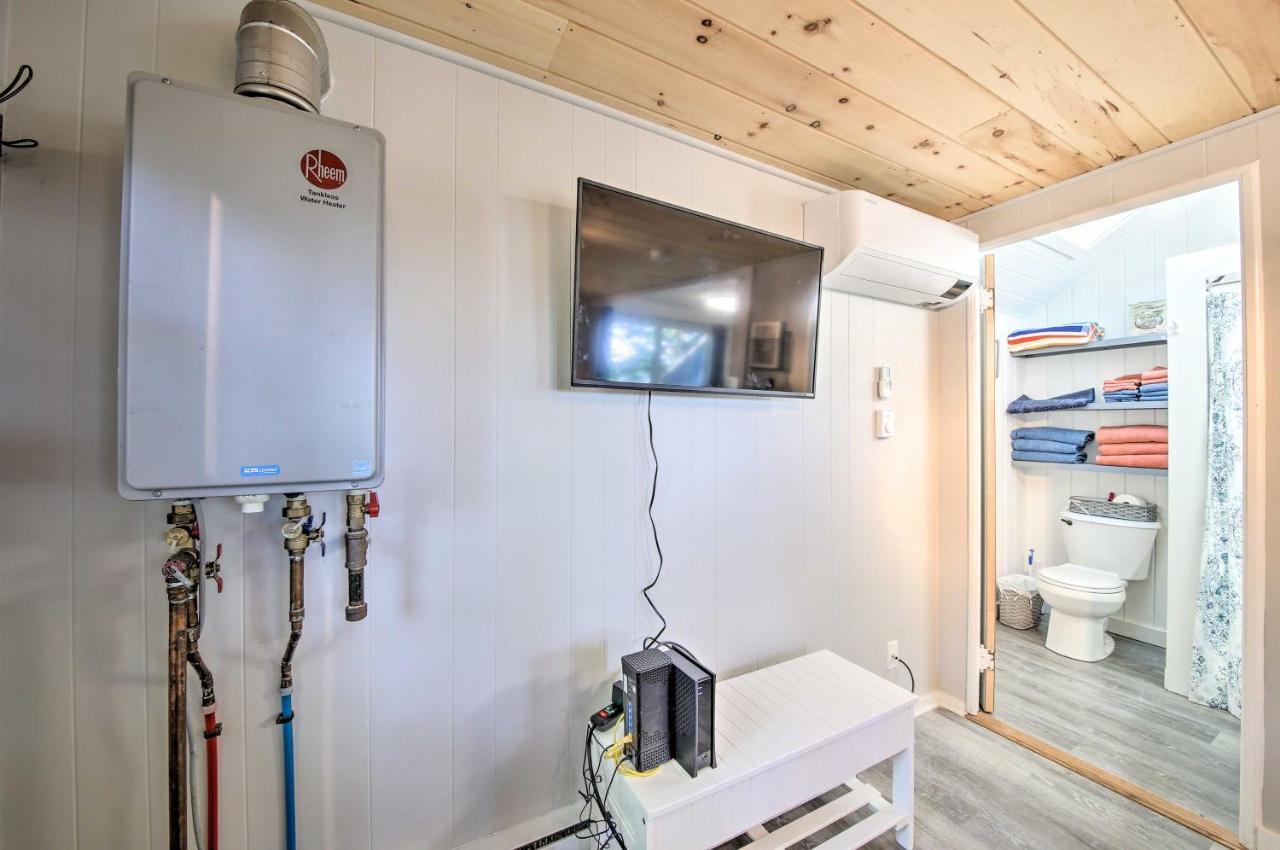Lush Edgecomb Studio Cottage With Fire Table! ภายนอก รูปภาพ